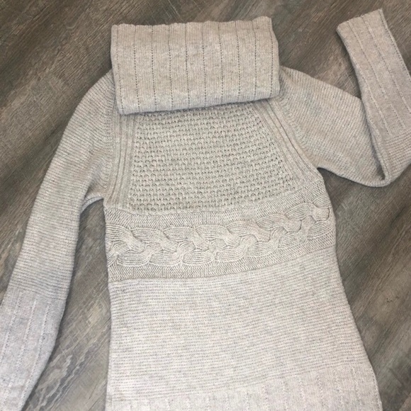 Gorgeous knit sweater dress in oatmeal - Picture 9 of 11